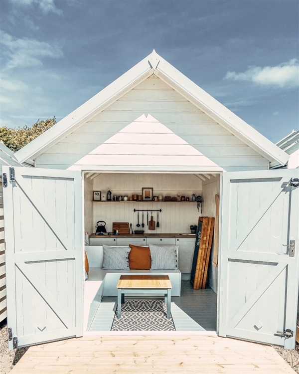 Mersea Beach Hut 245, Cool Coastal Huts